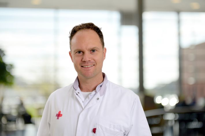 Dr. Koen Simons internist-intensivist in het Jeroen Bosch Ziekenhuis in Den Bosch