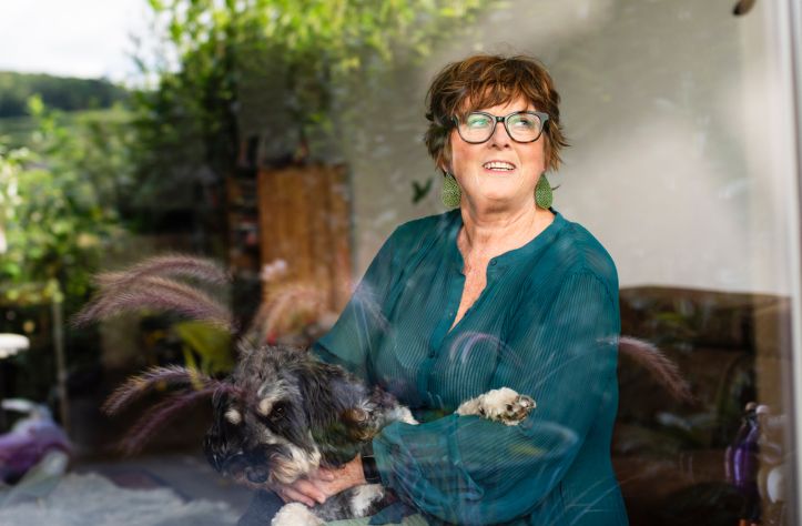 Een foto van Anita met haar hond